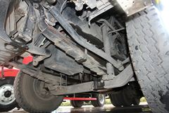 华菱 汉马重卡 345马力 6X4 5.6米自卸车(新型渣土车)(HN3251B34C9M4)