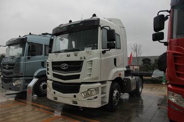 华菱 汉马H6重卡 310马力 4X2牵引车(HN4180H33C6M5)