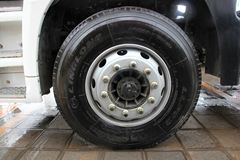 华菱 汉马重卡 345马力 4X2牵引车(HN4182A31C4M4)