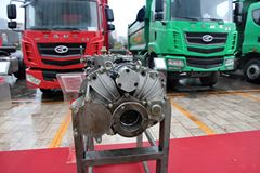 汉马14S OR 2250 14挡 手动挡变速箱