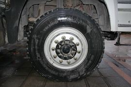 汉马H6&nbsp;混凝土搅拌车底盘                                                图片