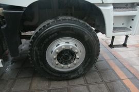 汉马H6&nbsp;混凝土搅拌车底盘                                                图片