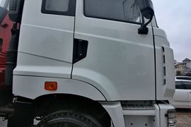 汉马H6 随车吊外观图片