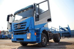 上汽红岩 杰狮M100重卡 290马力 4X2牵引车(CQ4185HMG361)