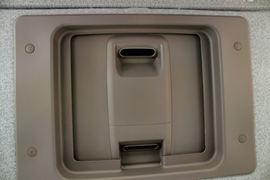 乘龙M5&nbsp;自卸车驾驶室                                               图片