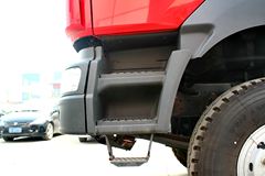 东风柳汽 乘龙M5 336马力 6X4自卸车底盘 (LZ3250M5DA)