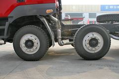 东风柳汽 乘龙M5 300马力 8X4自卸车底盘(LZ3315QEHA)