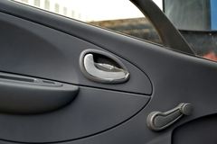 东风 锐铃 116马力 4.15米单排厢式轻卡(DFA5041XXY11D2AC)