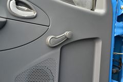 东风 锐铃 116马力 4.15米单排厢式轻卡(DFA5041XXY11D2AC)