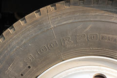 东风 多利卡D9中卡 160马力 4X2 6.8米栏板载货车(东风 康明斯)(DFA1161L10D7)