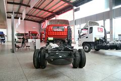 福田 欧马可3系 143马力 3360轴距排半轻卡底盘(BJ1049V9PEA-FA)