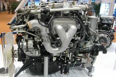 庆铃五十铃6UZ1-TC 360马力 10L 国三 柴油发动机