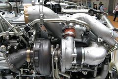 庆铃五十铃6UZ1-TC 360马力 10L 国三 柴油发动机