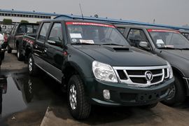 萨普V&nbsp;皮卡外观                                                图片