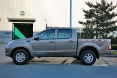 福田 拓陆者E 舒适版 2.8L柴油 95马力 双排皮卡