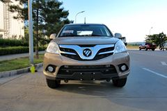 福田 拓陆者E 舒适版 2.8L柴油 95马力 双排皮卡