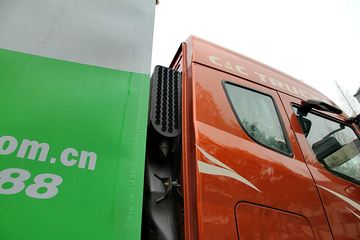 ���Ͽ��� U260�ؿ� 260���� 6X2 LNG 9.4����ʽ�ػ���(SQR5252XXYN5T2)ͼƬ