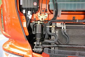 ���Ͽ��� U260�ؿ� 260���� 6X2 LNG 9.4����ʽ�ػ���(SQR5252XXYN5T2)ͼƬ