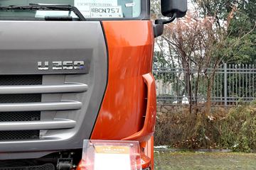 ���Ͽ��� U260�ؿ� 260���� 6X2 LNG 9.4����ʽ�ػ���(SQR5252XXYN5T2)ͼƬ