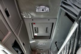 联合U系 载货车驾驶室                                               图片