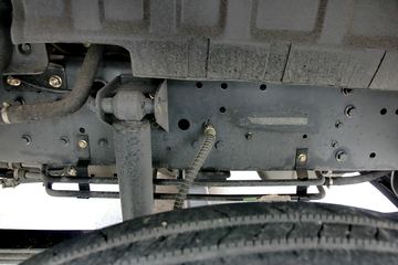 ���Ͽ��� U260�ؿ� 260���� 6X2 LNG 9.4����ʽ�ػ���(SQR5252XXYN5T2)ͼƬ