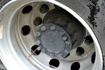 ���Ͽ��� U260�ؿ� 260���� 6X2 LNG 9.4����ʽ�ػ���(SQR5252XXYN5T2)ͼƬ