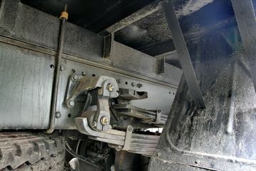 ���Ͽ��� U260�ؿ� 260���� 6X2 LNG 9.4����ʽ�ػ���(SQR5252XXYN5T2)ͼƬ