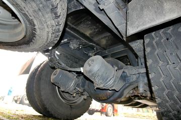 ���Ͽ��� U260�ؿ� 260���� 6X2 LNG 9.4����ʽ�ػ���(SQR5252XXYN5T2)ͼƬ