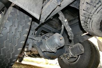 ���Ͽ��� U260�ؿ� 260���� 6X2 LNG 9.4����ʽ�ػ���(SQR5252XXYN5T2)ͼƬ