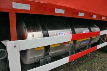 ���Ͽ��� U260�ؿ� 260���� 6X2 LNG 9.4����ʽ�ػ���(SQR5252XXYN5T2)ͼƬ