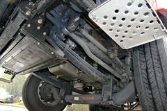 联合卡车 U260重卡 260马力 6X2 LNG 9.4米厢式载货车(SQR5252XXYN5T2)