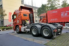 联合卡车 U480重卡 2015款 旗舰版 480马力 6X4牵引车(SQR4251D6ZT4-6) 联合卡车 U480重卡 2015款 旗舰版 480马力 6X4牵引车(SQR4251D6ZT4-6)