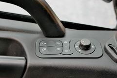 联合卡车 U480重卡 2015款 480马力 6X2R牵引车(后提升桥)(SQR4251D6ZT4-6)