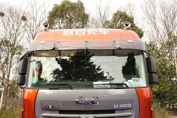 ���Ͽ��� U400�ؿ� 2015�� K��� 400���� 6X4 LNGǣ����(SQR4252N6ZT4)ͼƬ