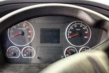 ���Ͽ��� U400�ؿ� 2015�� K��� 400���� 6X4 LNGǣ����(SQR4252N6ZT4)ͼƬ