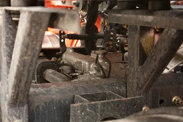 ���Ͽ��� U400�ؿ� 2015�� K��� 400���� 6X4 LNGǣ����(SQR4252N6ZT4)ͼƬ