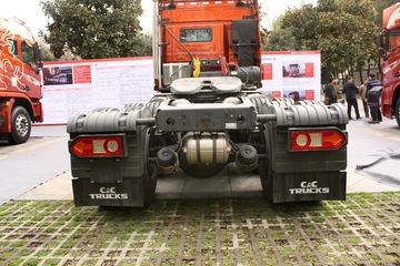 ���Ͽ��� U400�ؿ� 2015�� K��� 400���� 6X4 LNGǣ����(SQR4252N6ZT4)ͼƬ