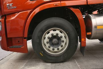 ���Ͽ��� U400�ؿ� 2015�� K��� 400���� 6X4 LNGǣ����(SQR4252N6ZT4)ͼƬ