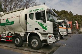 联合U系&nbsp;粉粒物料运输车外观图片