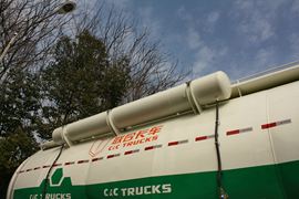 联合U系&nbsp;粉粒物料运输车上装图片