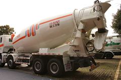 联合卡车U380 380马力 8X4 混凝土搅拌车(SQR5311GJBD6T6-2)