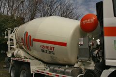 联合卡车U340 340马力 6X4 混凝土搅拌车(SQR5251GJBD6T4-2)