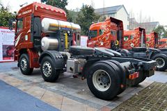 联合卡车 V340重卡 2015款 340马力 6X2 LNG牵引车(SQR4252N6ZT2-3)