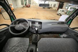 劲诺&nbsp;自卸车驾驶室                                               图片