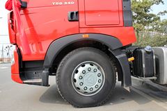 中国重汽 HOWO T5G重卡 340马力 6X4牵引车(ZZ4257N324GD1)