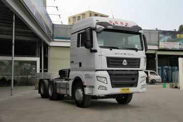 中国重汽 汕德卡SITRAK C7H重卡 440马力 6X2R牵引车(高顶)(ZZ4256V323HE1)