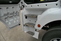 中国重汽 汕德卡SITRAK C7H重卡 440马力 6X4牵引车(宽体)(ZZ4256V324HD1B)