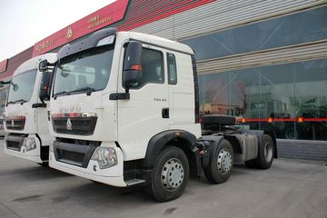 中国重汽 HOWO T5G重卡 340马力 6X2牵引车(ZZ4257N25CGD1)