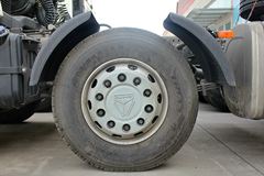 中国重汽 HOWO T5G重卡 340马力 6X2牵引车(ZZ4257N25CGD1)