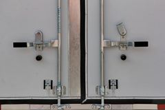 东风 凯普特N280 116马力 4.1米单排厢式轻卡(EQ5040XXY9BDDAC)